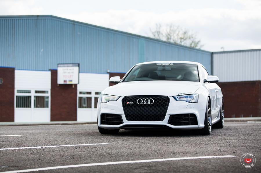 Audi RS5 Coupe on Vossen Wheels (VPS-301) 2017 года  (фото 2 из 48)